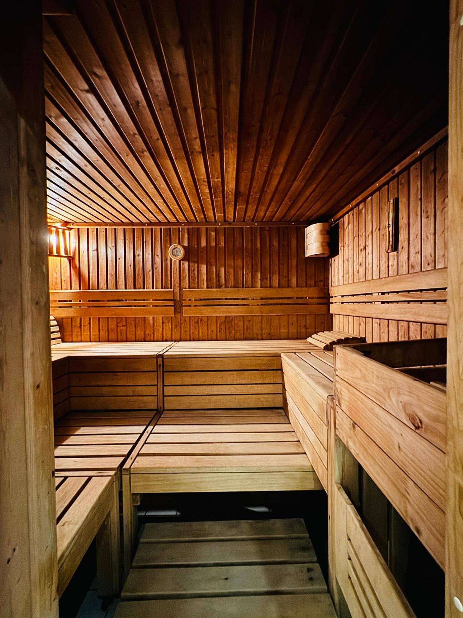 Klassen Stay - Design Studio In 11 Etage - Tolle Aussicht - Sauna, Pool - Netflix Lahnstein Exterior foto